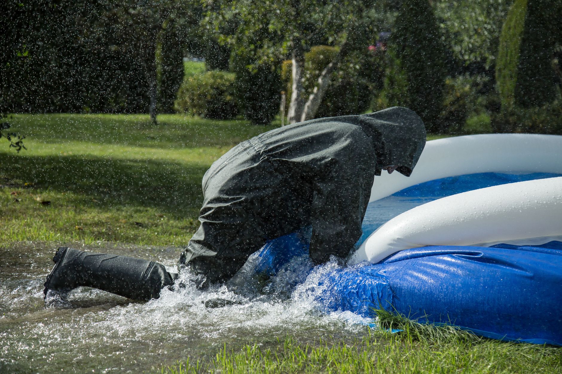 Réparation dégât des eaux équipe à Antony
